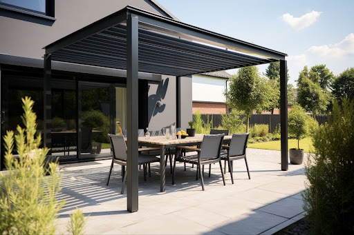 テラス屋根のある庭2