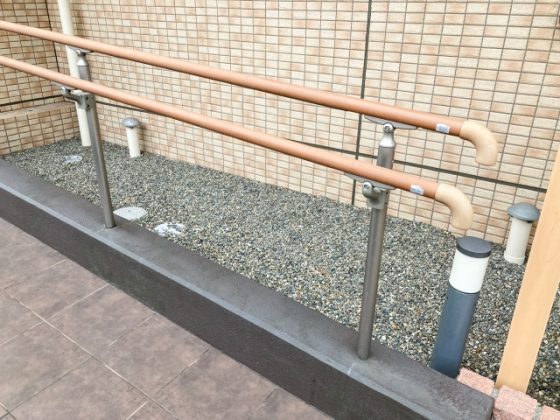 玄関アプローチ