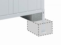 風の影響を受けやすい場合は転倒防止工事を事前にするようにしてください。