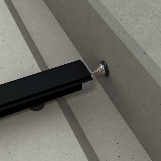 集合住宅向けバルコニー用 リウッドデッキ 200 寸法調整側壁アジャスター（手すり側）