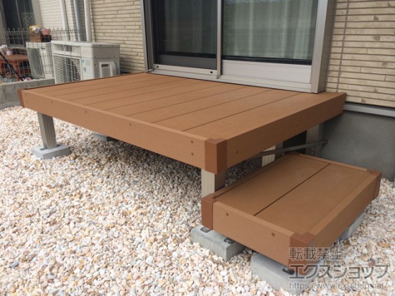 リウッドデッキ200 束柱 プラチナステンの施工例