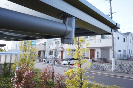 エルボはゴミ詰まりがお手入れしやすいように簡単に外れます。