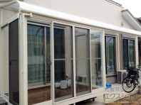 テラス屋根とドッキングされた特殊タイプ、利用幅が広がります。