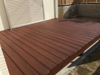 彩木ガーデンウッドデッキ-まるで見た目は天然木