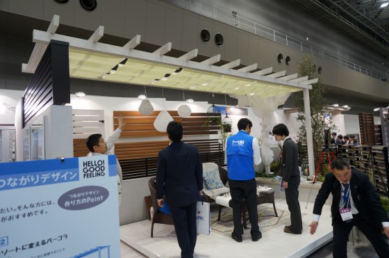 ǂłp[Sݒuł܂BlC̖ؒFIׂ܂B