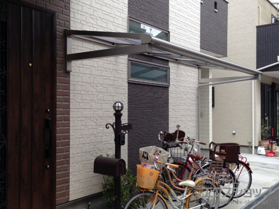 狭小地にも 快適な自転車置き場は テラス屋根 でつくれる エクステリアのある暮らしブログ