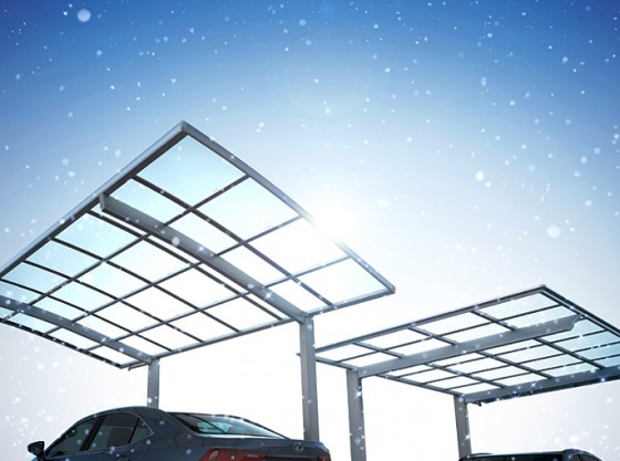 フロントガラスに降りてくる霜をしっかりカーポートがガード