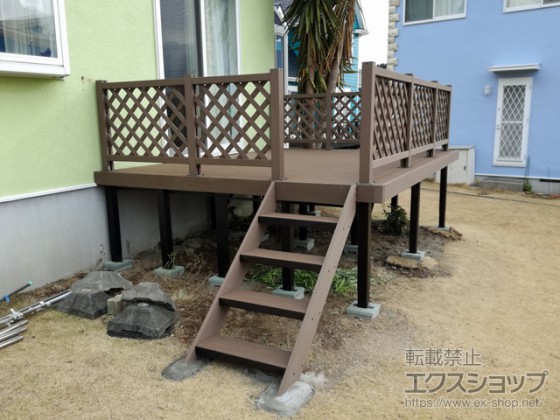 ウッドデッキの段差を解消するオプション：階段タイプ