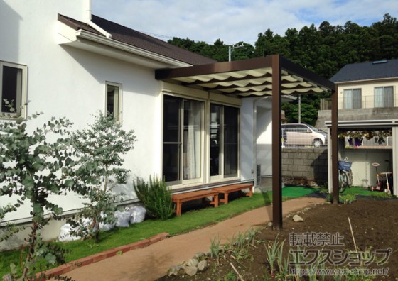 YKKAP リレーリア パーゴラ サンシェードカーテン付き