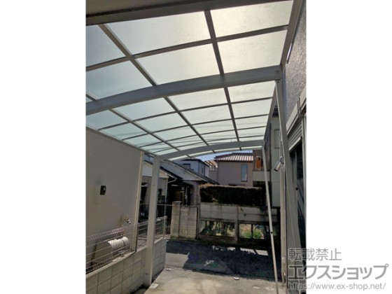 YKKAP レイナポートグラン 積雪20p対応 サポート柱をつけた状態。