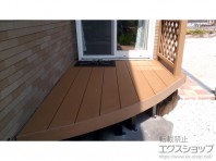 リウッドデッキ200　曲線が柔らかな印象。