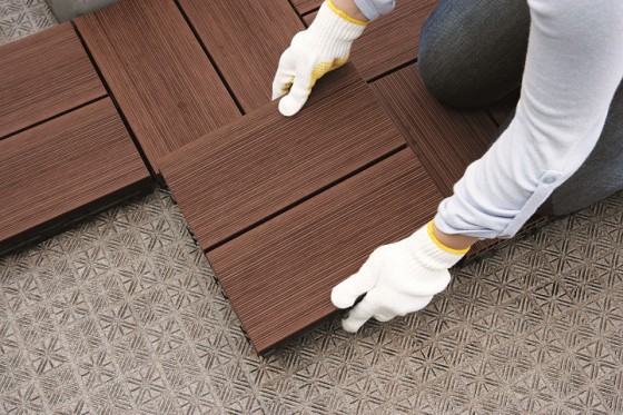 ジョイントマットタイプなら、汚れてしまっても取り外しが楽にできます。