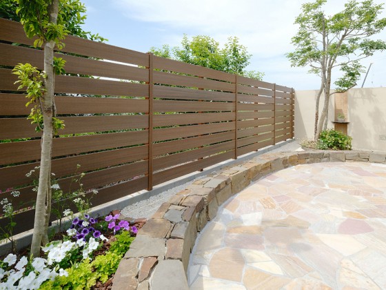 �v���h�t�F���X�@�E�H���i�b�g�u���E���F