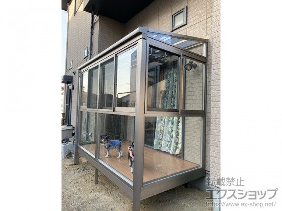 テラス囲いとわんちゃん
