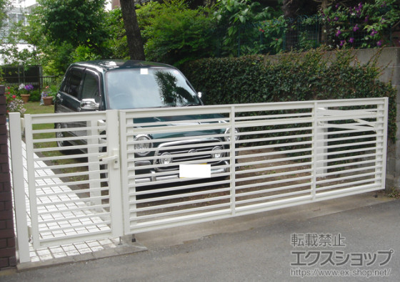 カーゲート　白　ホワイト　駐車場　門 カーゲート 白 ホワイト 駐車場 門