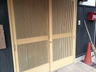 ���փh�A�����˂͒l�i�������H�h�Ƃ�f�M���͂ǂ��H�Ԍ˕t���͂���H