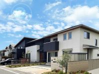 駐車場DIYはコンクリートor固まる土どっち？安く費用をまとめる方法