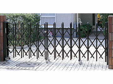 LIXIL(TOEX)�̃J�[�Q�[�g �|���s�^R2�^ �ЊJ��