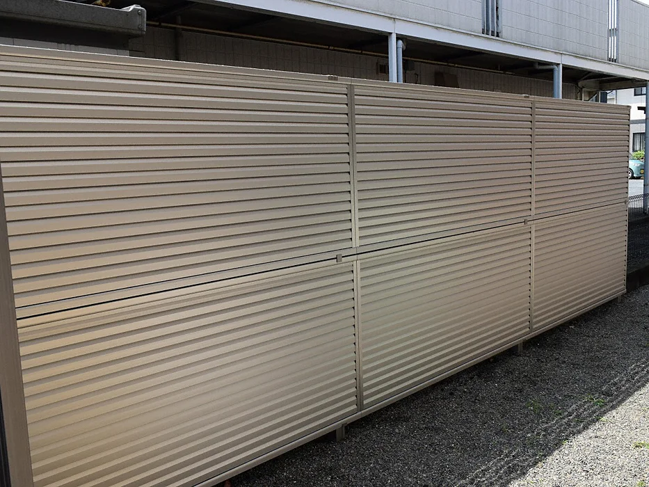 ミエーネフェンス 目隠しルーバータイプ 2段支柱 自立建て用-Value 