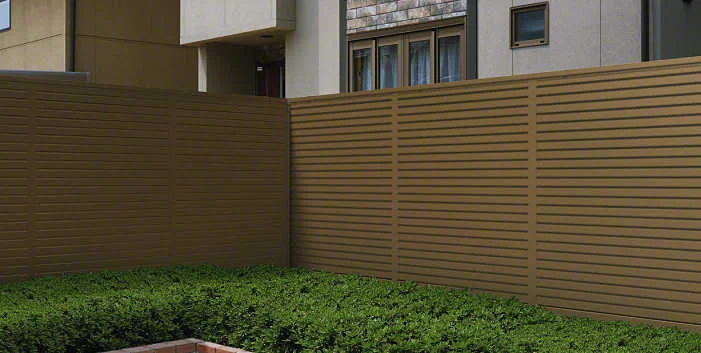 ニューカムフィハイタイプ9H型 ルーバー-三協アルミ - フェンス・柵