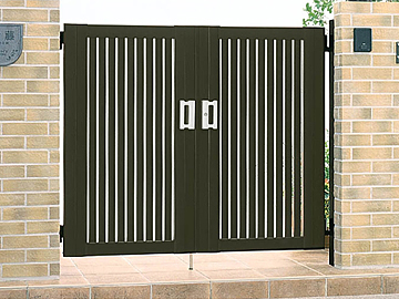 LIXIL ���N�V��(TOEX)�̖�� �V�����IR4�^ ���J��