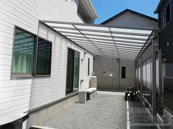 LIXIL(リクシル) TOEX スピーネ柱セット 主柱造り付け屋根用 長尺 2本入 D D-A212-PTJB 施工例：大津市 エクステリア工事 柱なしベランダ屋根 LIXILリクシル スピーネ 2階用 F型フラット屋根