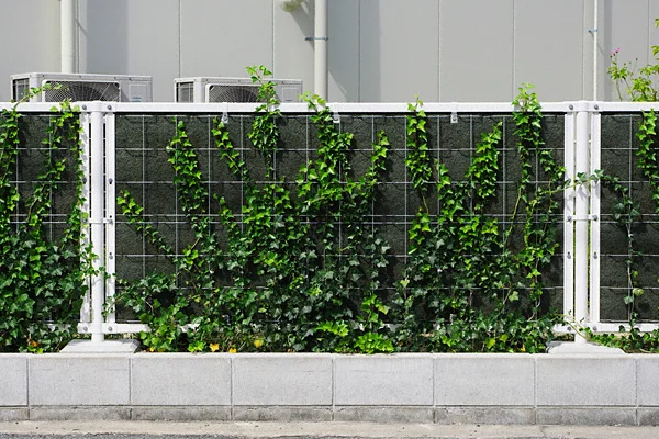 緑化促進型フェンス GPF型-JFE建材フェンス株式会社 - 公共用フェンス