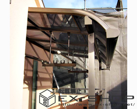 のバルコニー・ベランダ屋根 ライザーテラス R型 単体  屋根タイプ  積雪〜20cm対応 施工例