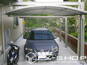 のカーポート マルチスクエア　アール屋根延長タイプ 施工例