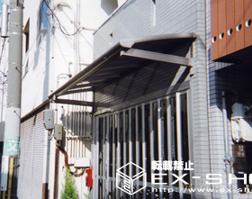 のテラス屋根 アルファテラス L型 単体 ルーフタイプ  積雪〜20cm対応 施工例