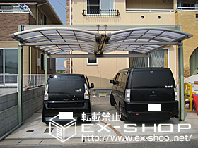 のカーポート マルチスクエア屋根ユニット＋柱化粧材片側面のみ　リーフグリーン 施工例