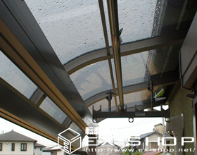 のバルコニー・ベランダ屋根 ライザーテラス R型 単体  屋根タイプ  積雪〜20cm対応 施工例