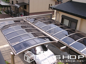 のカーポート マルチスクエア　3台合掌（1台用+縦連棟）　ロング柱　+　標準柱 施工例