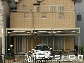 のカーポート マルチスクエア3台合掌用　アール屋根　ロング柱仕様 施工例