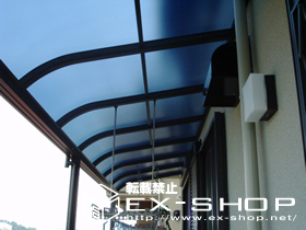 のバルコニー・ベランダ屋根 プリミテラス R型 連棟  屋根タイプ  積雪〜20cm対応 施工例