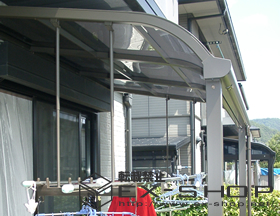 のテラス屋根 ライザーテラス R型 テラスタイプ 積雪〜20cm対応 施工例