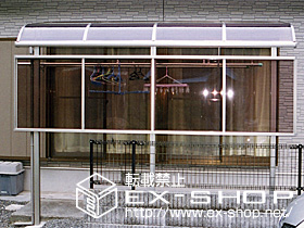 のテラス屋根 ライザーテラス II R型 単体 テラスタイプ  積雪〜20cm対応+前面スクリーン1段 施工例