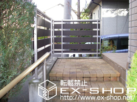 のフェンス・柵 ライフモダンフェンスMF-Y2型(複合色)[フリーポールタイプ] 施工例