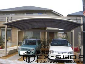 のカーポート マルチスクエア アール屋根ワイドタイプ ロング柱仕様 施工例