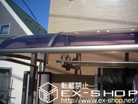 のバルコニー・ベランダ屋根 ライザーテラスII R型 屋根タイプ 単体 積雪〜20cm対応＋側面スクリーン＋ランマパネル　＜2セット＞ 施工例