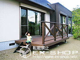 のウッドデッキ リコステージII 単体＋デッキフェンス クロスパネル 施工例