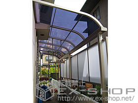 のテラス屋根 ライザーテラスII  R型 テラスタイプ 連棟 積雪〜20cm対応 施工例