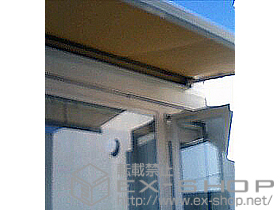 のオーニング・日よけ 彩鳥C型　ボックスタイプ　手動式 施工例