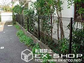 LIXIL リクシル(TOEX)のフェンス・柵・塀 TOEX ハイグリッドフェンス N8型 施工例