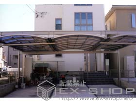 のカーポート マルチスクエア　アール屋根　3合掌　両支持タイプ　ロング柱 施工例