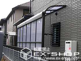 のテラス屋根 ライザーテラスII R型 連棟 テラスタイプ 積雪〜20cm対応 施工例