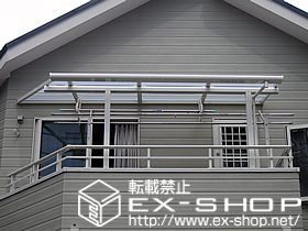 のバルコニー・ベランダ屋根 ライザーテラスII F型 単体 屋根タイプ 積雪〜20cm対応 側面台形納まり 上止め 施工例