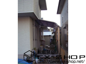 のテラス屋根 ライザーテラスII R型 単体 テラスタイプ 積雪〜20cm対応＋前面スクリーン 2.0間用 2段＋壁付け物干し 柱取付 施工例