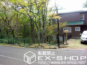 のフェンス・柵 イーネットフェンス1Ｋ型[傾斜地用＋水平地用1スパン] 施工例