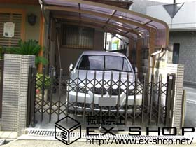 のカーゲート カミンゲート E1型 片開き ノンレール仕様 施工例